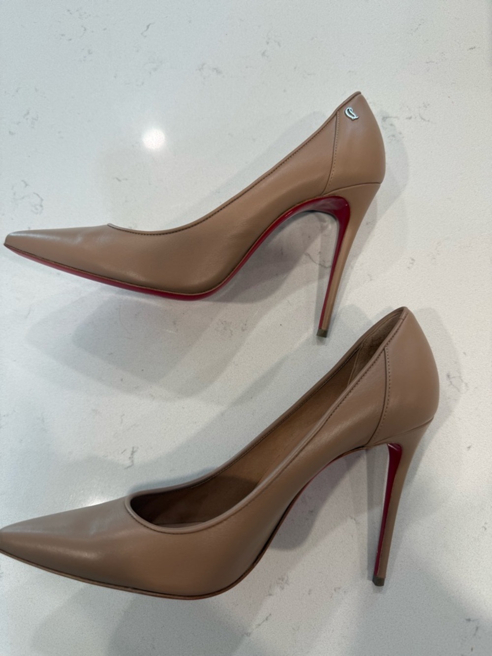 Sporty Kate Christian Louboutin Nude - Picture 3 of 11
